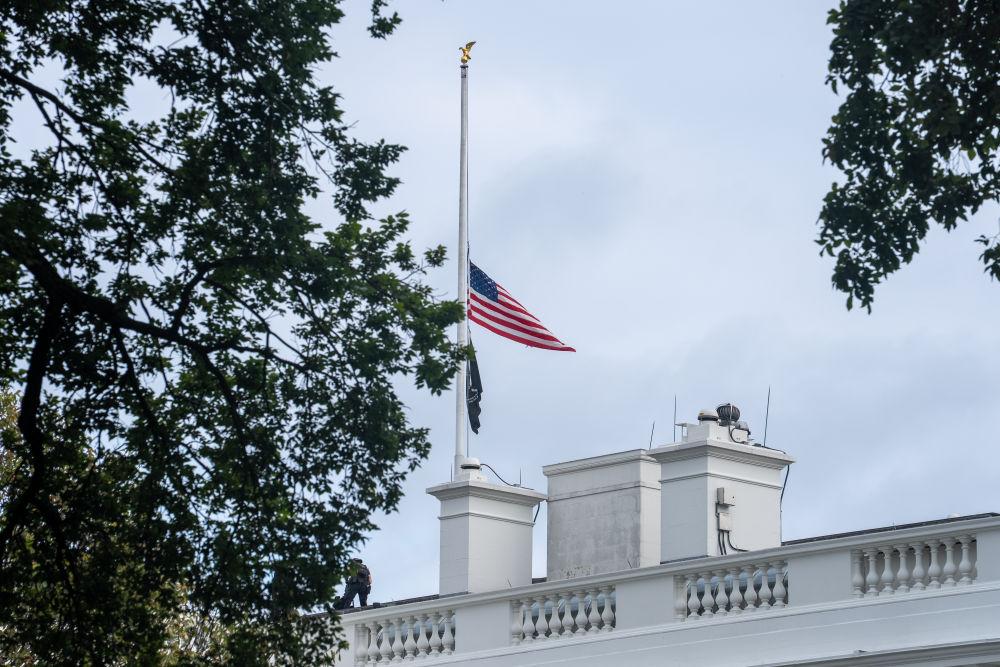 政治盟友被枪杀 特朗普下令降半旗