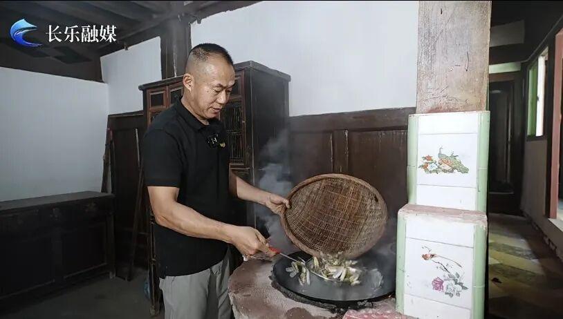 七遍淘洗、三次熬煮！探访濒临失传的闽菜“黄金配角”
