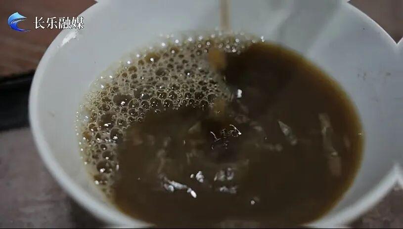 七遍淘洗、三次熬煮！探访濒临失传的闽菜“黄金配角”