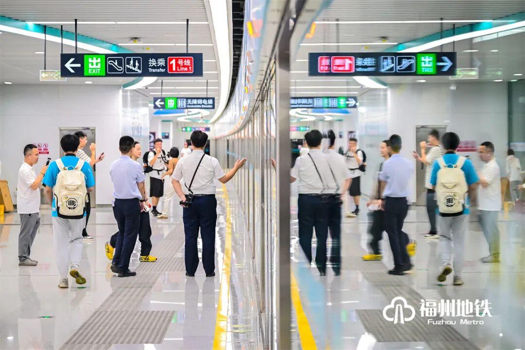 收藏！滨海快线主要站点换乘、出行指南来啦！