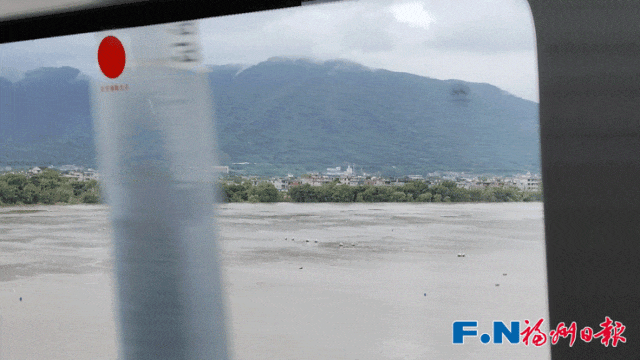 人潮涌动！福州滨海快线发车！名场面来了→