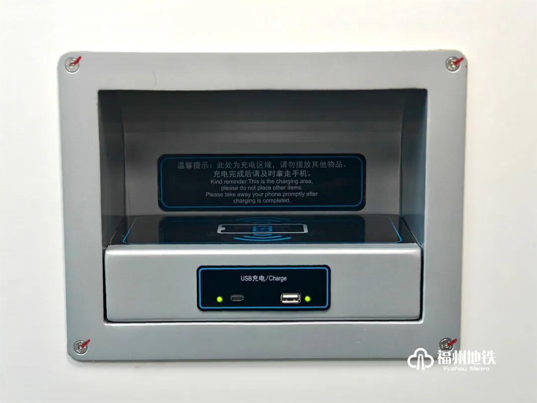 市民热情试乘！滨海快线人气爆棚！明后两天这样乘车更方便