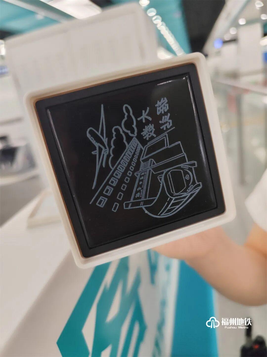 市民热情试乘！滨海快线人气爆棚！明后两天这样乘车更方便