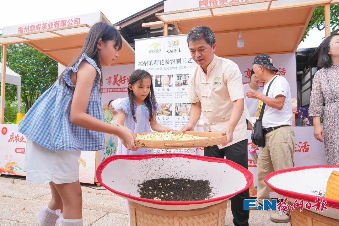 大V云集、网友“沉浸购”……今天，福州梁厝好热闹