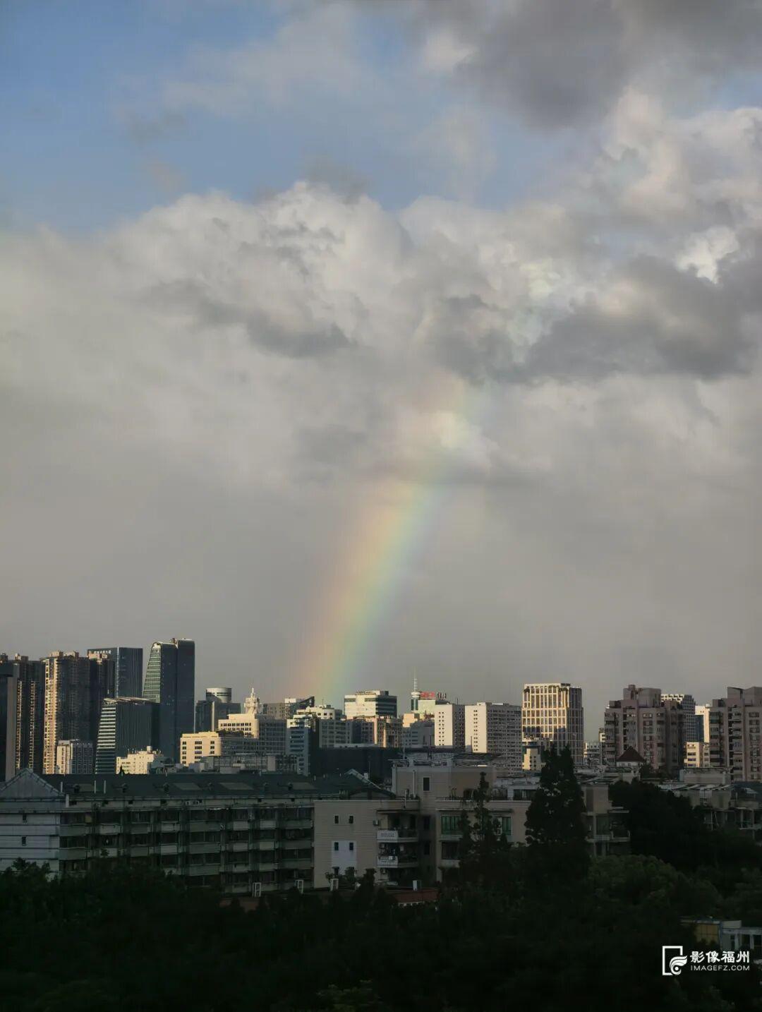 福州彩虹刷屏！见者好运！