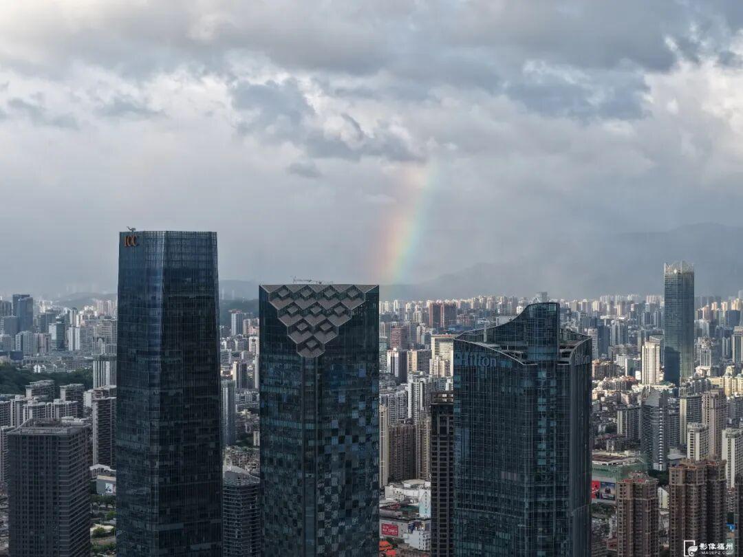 福州彩虹刷屏！见者好运！