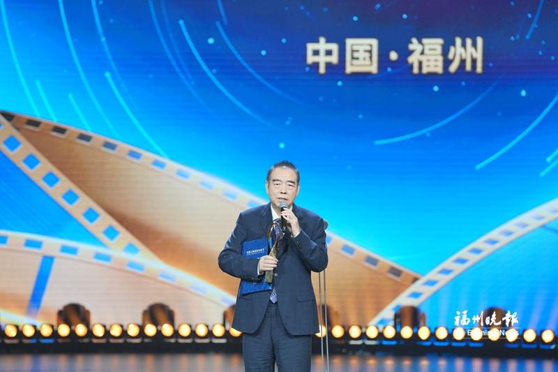 陈凯歌获终身成就奖