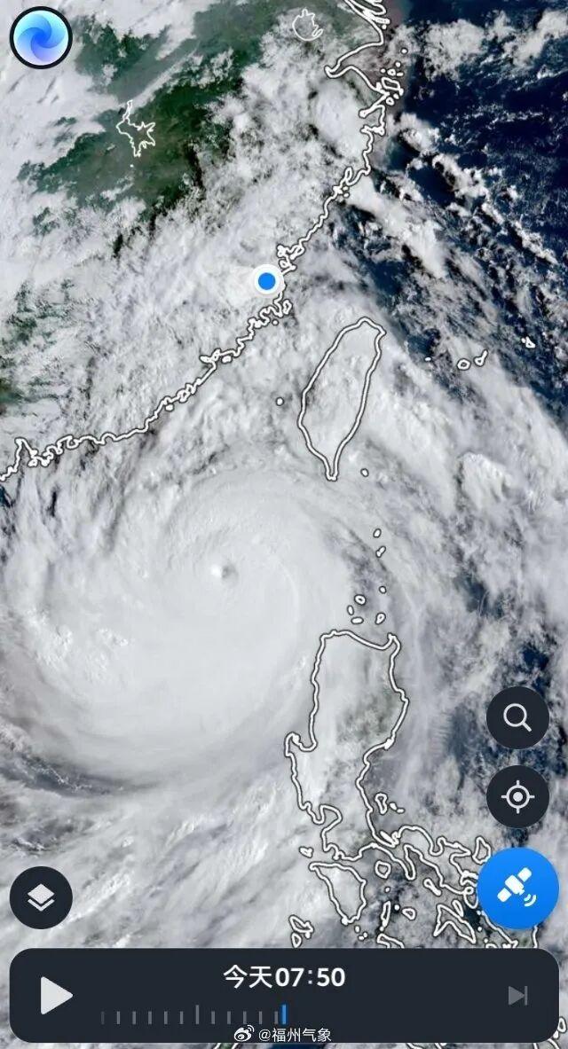 台风“桦加沙”成西北太平洋“风王”！福建沿海暴雨、大暴雨！鼓岭现11级大风