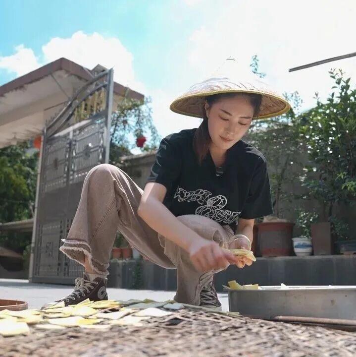 咔嚓！秋分第一声脆响！go～跟着主播进山“抢鲜”