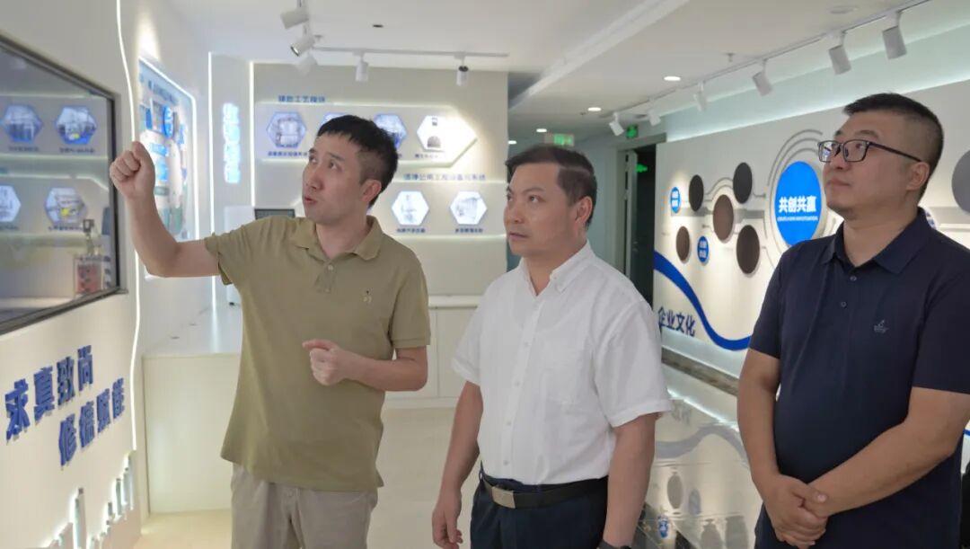 福州高新区主要领导走访服务民营企业