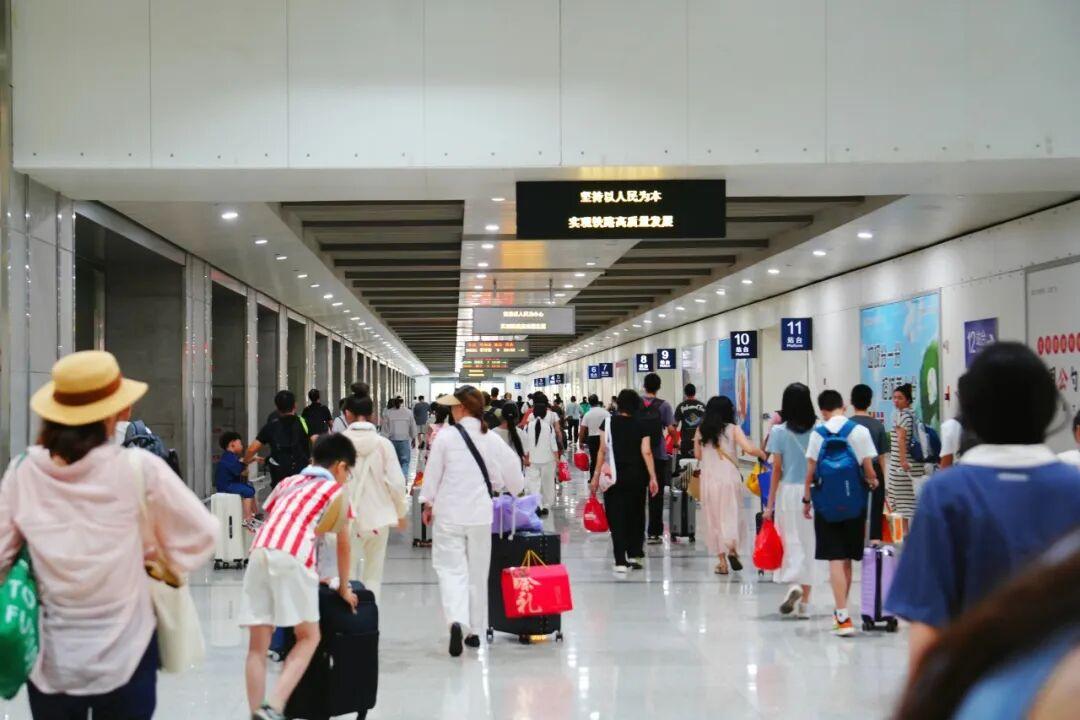 “桦加沙”减弱 赣闽列车运行秩序逐步恢复