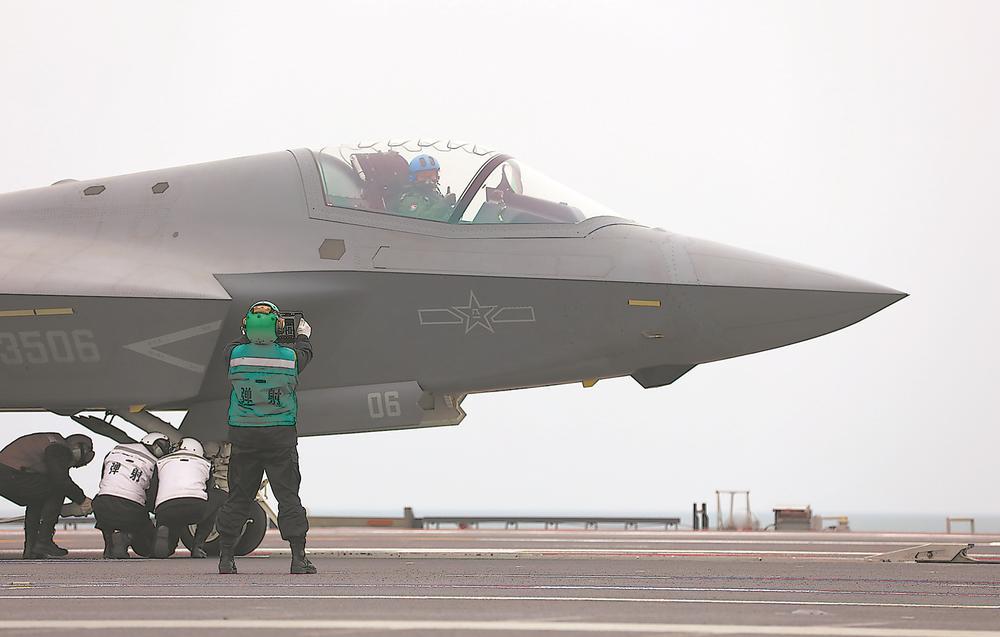 福建舰电磁弹射到底有多牛