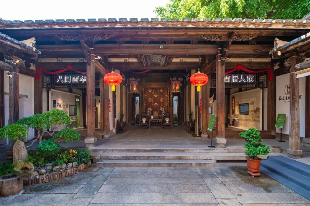 二梅书屋：梅影入窗好读书