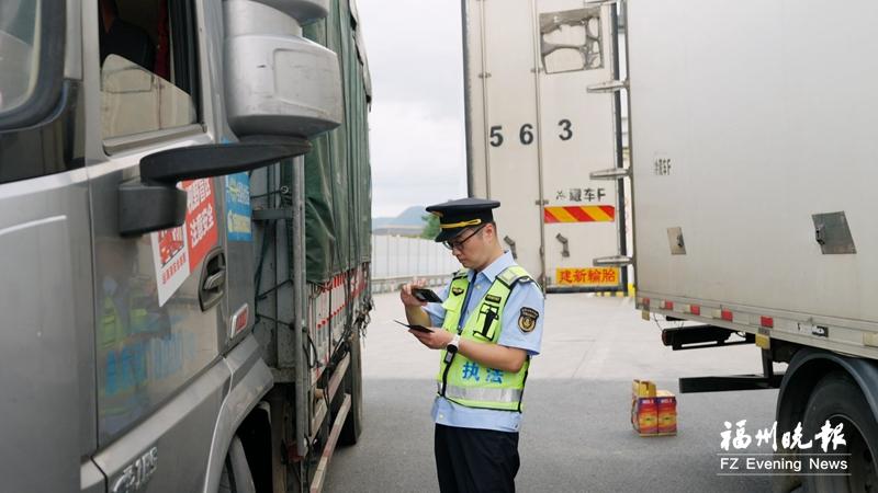 市交通执法支队加强联勤联动 开展节前整治守护出行安全