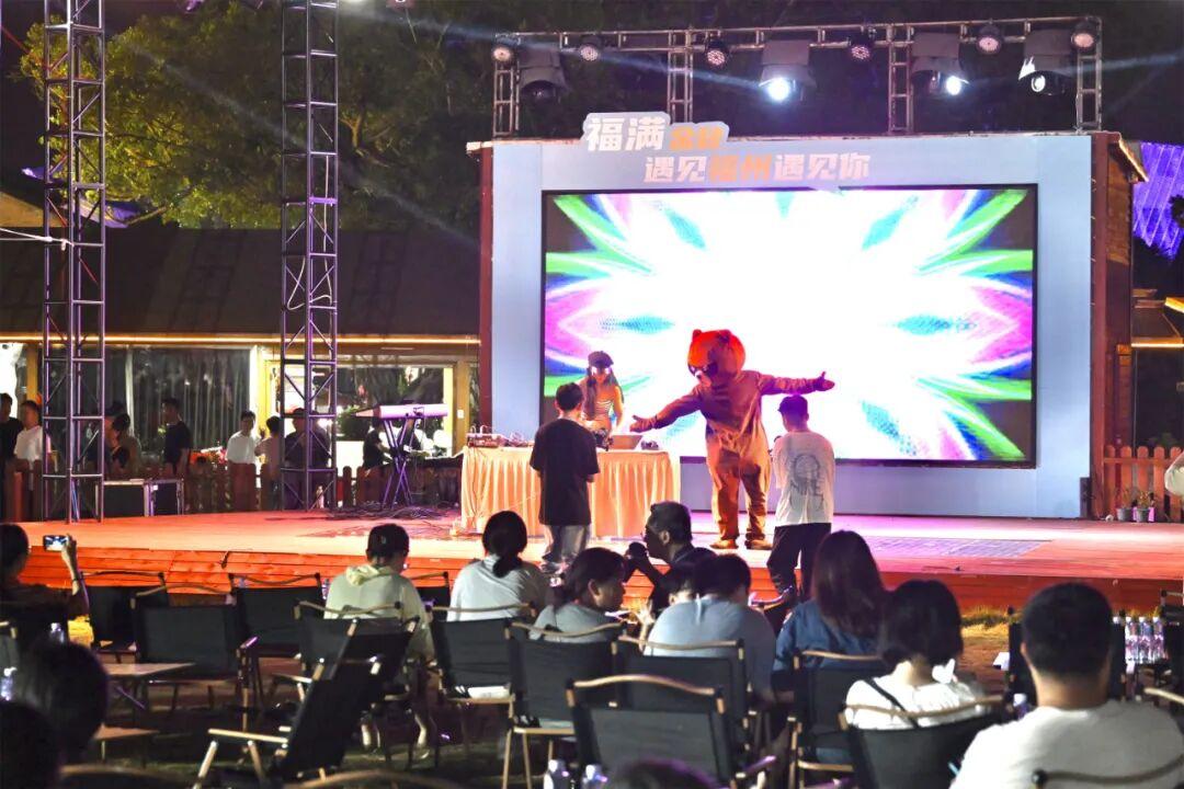 打卡！打卡！福州首个！今天好多人来