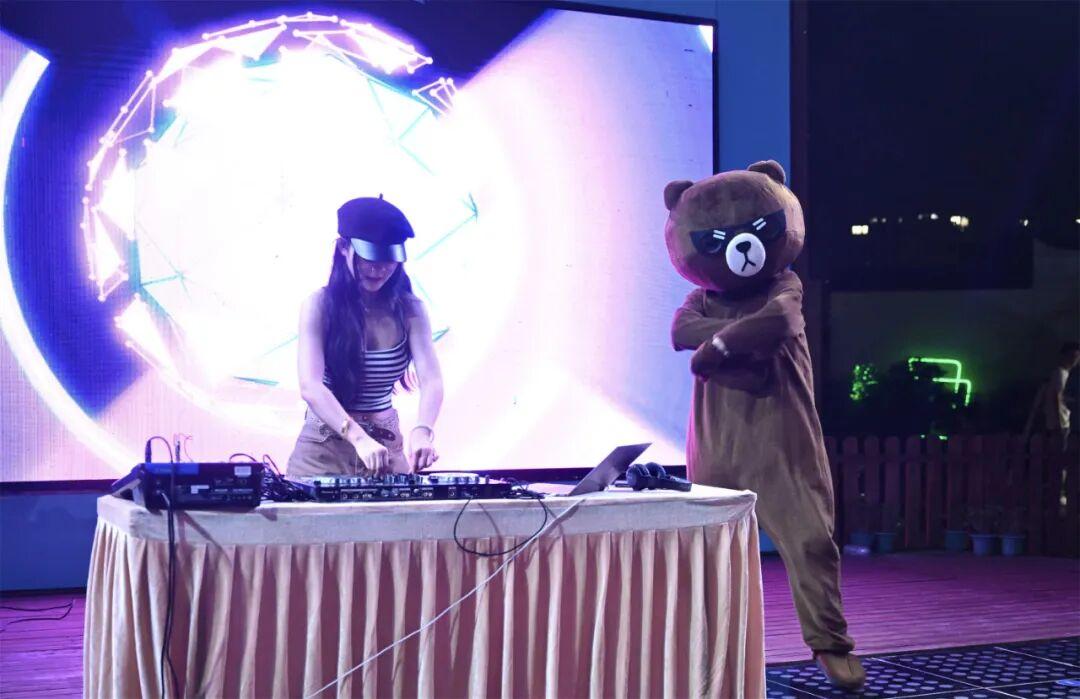 打卡！打卡！福州首个！今天好多人来