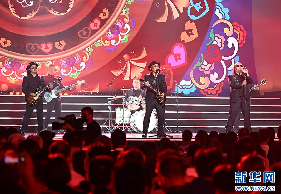 第十二届丝绸之路国际电影节颁奖典礼在福州举行