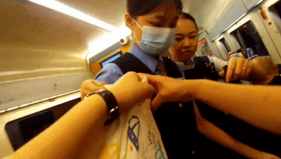 生了！母女平安！事发开往福州的动车上