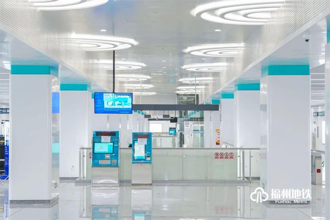 刚刚！福州滨海快线开始载客运营！