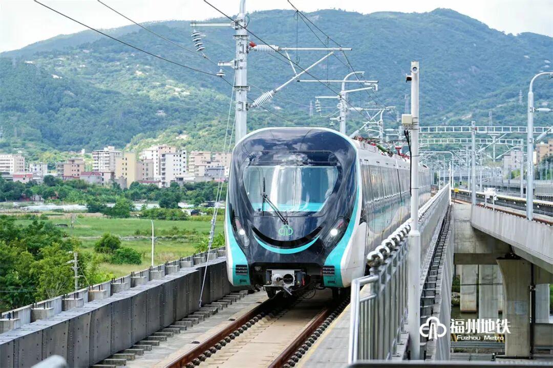 刚刚！福州滨海快线开始载客运营！