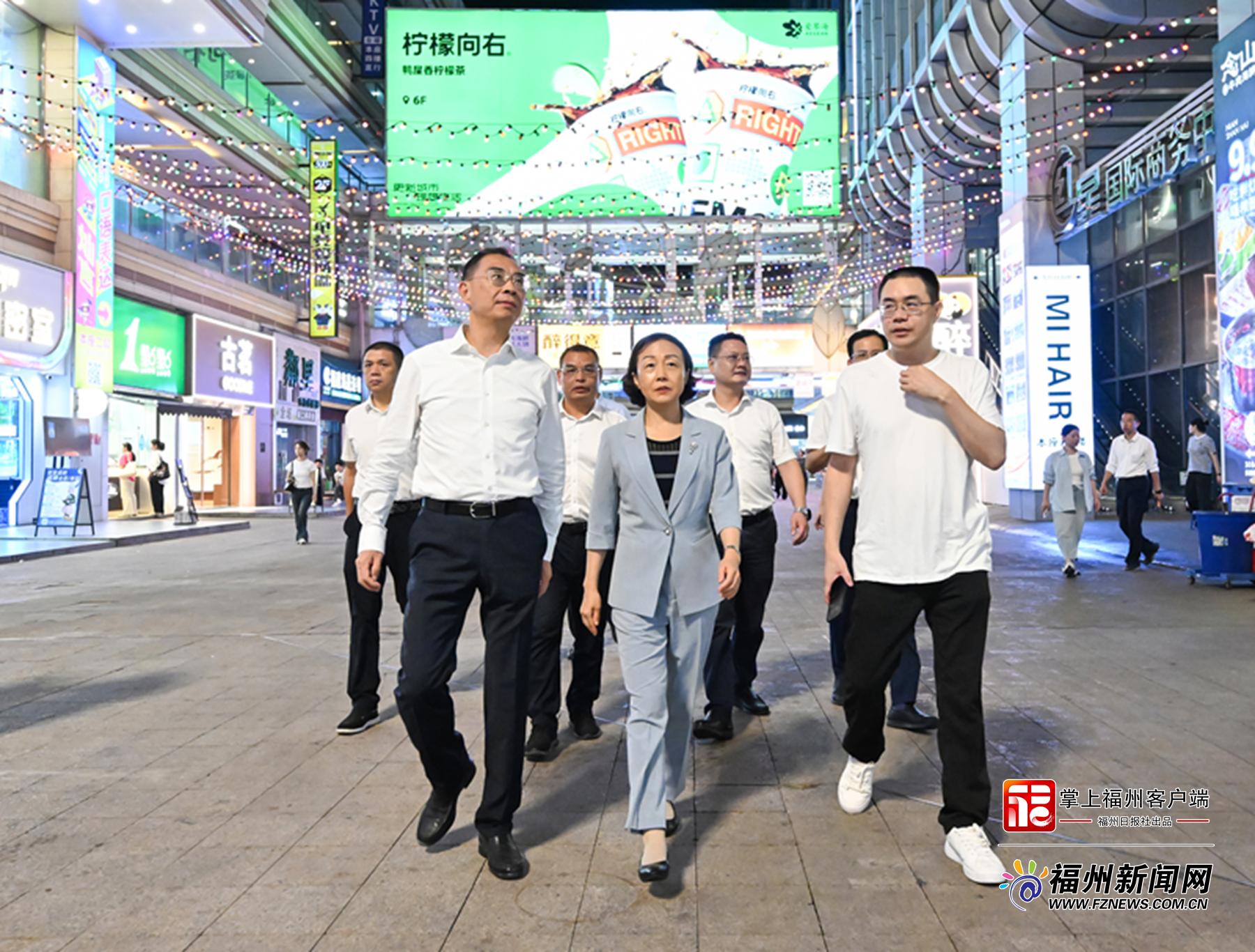 郭宁宁吴贤德开展国庆中秋节前检查