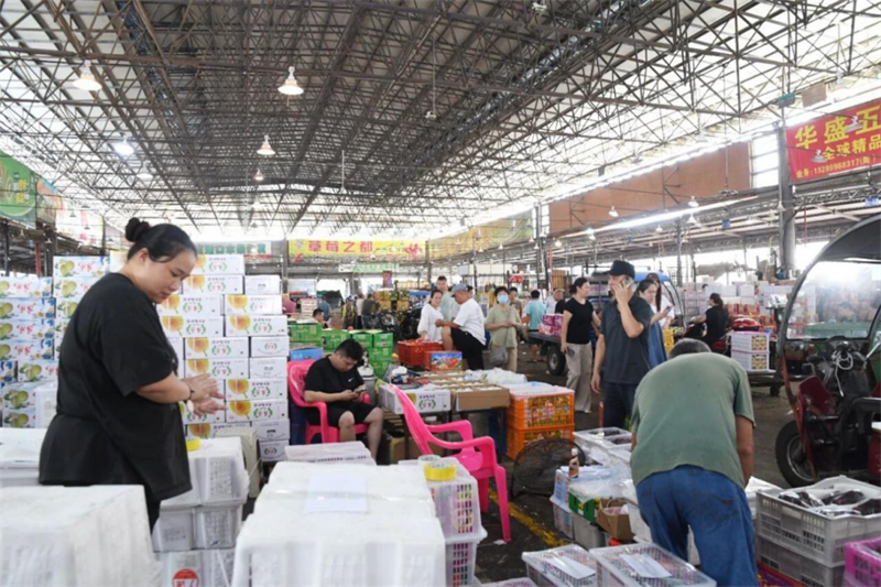 八闽烟火气升腾 福建“国庆中秋”假期消费市场渐升温