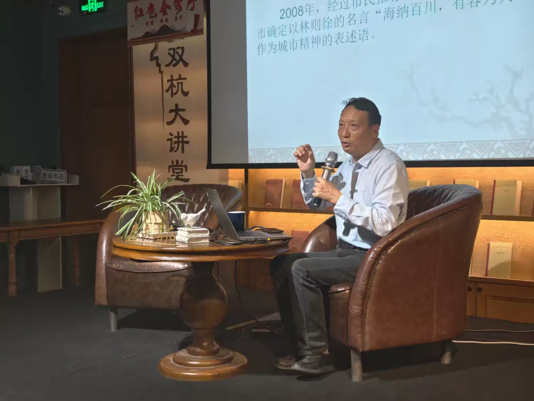 人民网关注！福州这两位“明星”，丫霸！