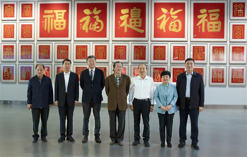 “笔墨端妍”陈吉书法艺术作品展在山东青州中晨美术馆开幕