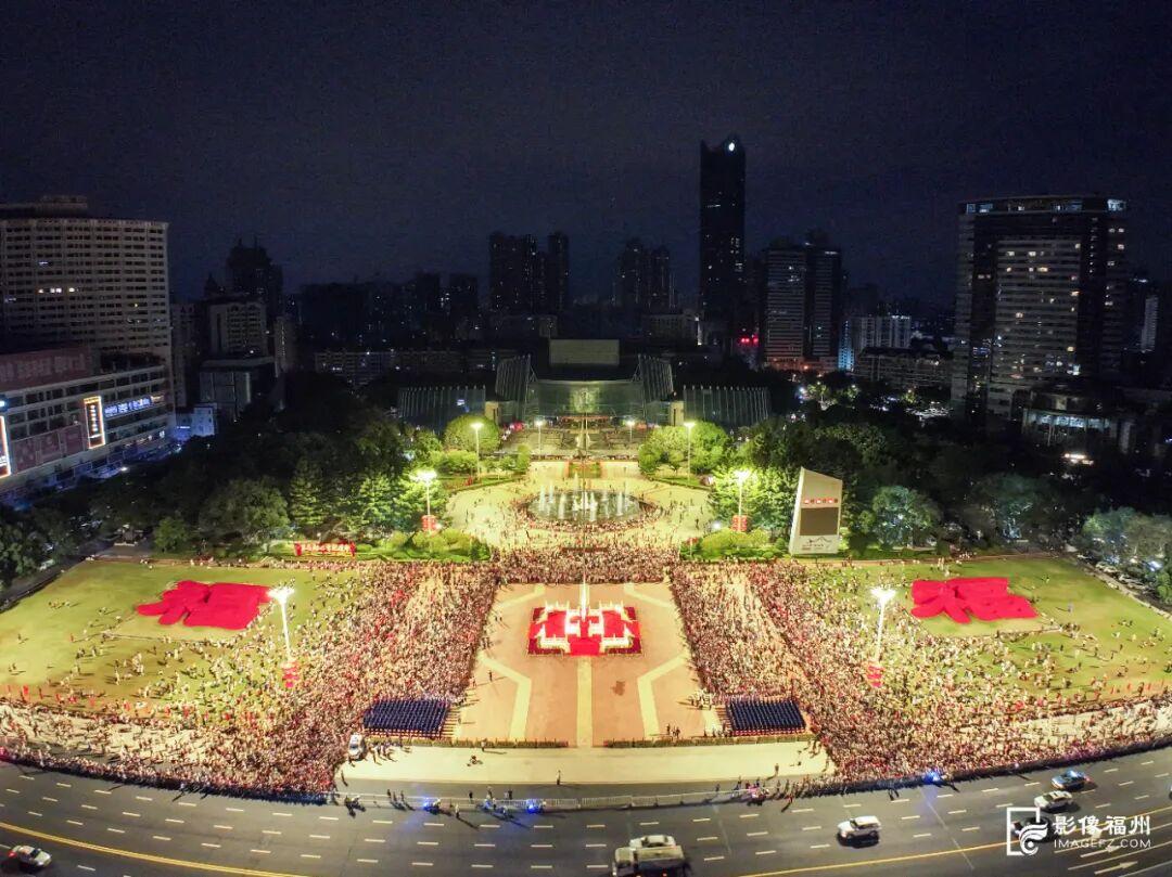 人潮涌动！今天，福州沸腾了！