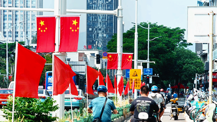 国庆长假第一天 福州掀起阵阵热潮