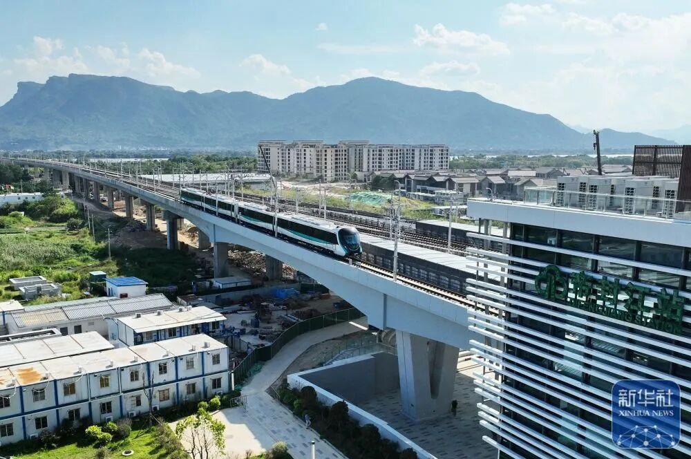 国庆长假第一天 福州掀起阵阵热潮