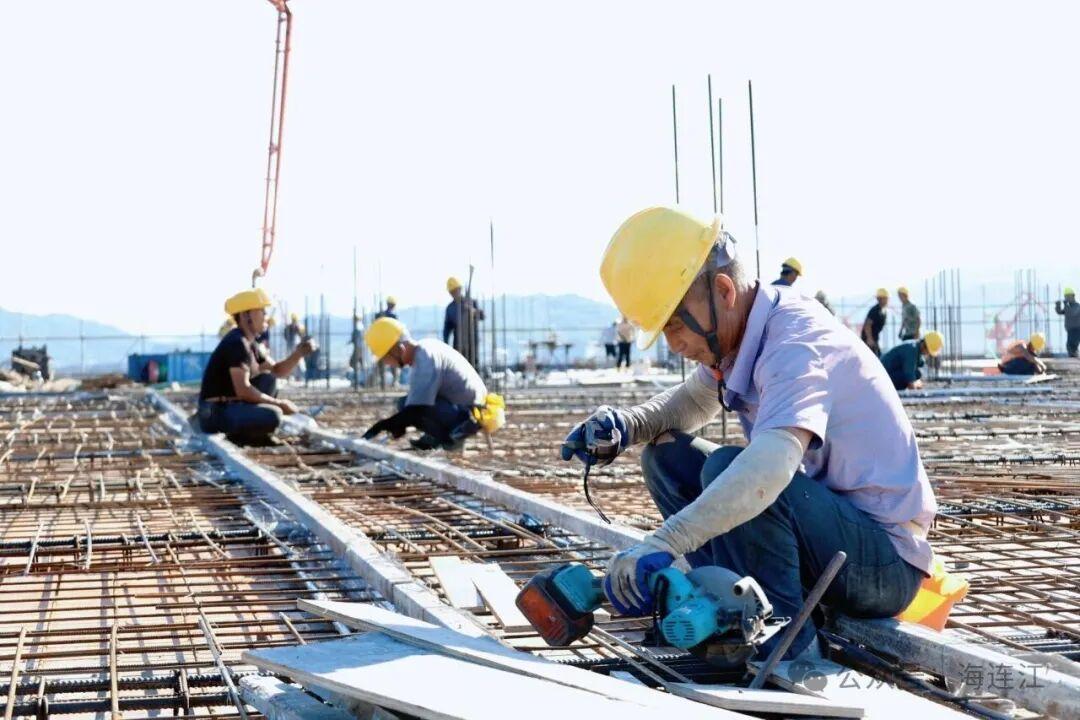 国庆第五天，央媒聚焦：两岸同胞迎中秋，榕城日夜皆精彩！