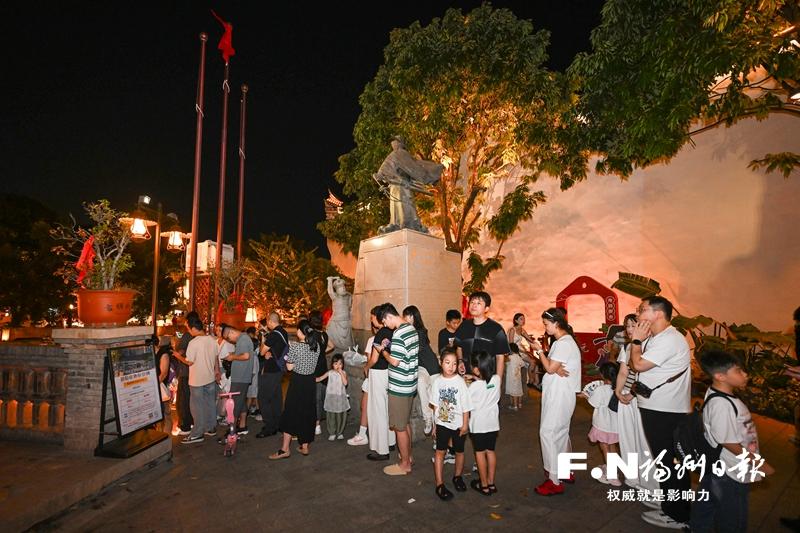榕城“双节”绘新景 文明新风润心田