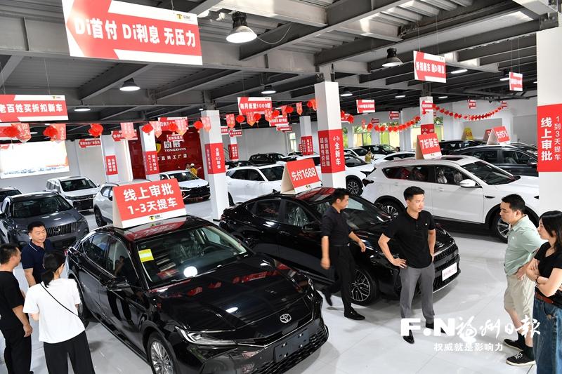 长假期间福州车市热度飙升：智能新车引客潮 重磅优惠同发力