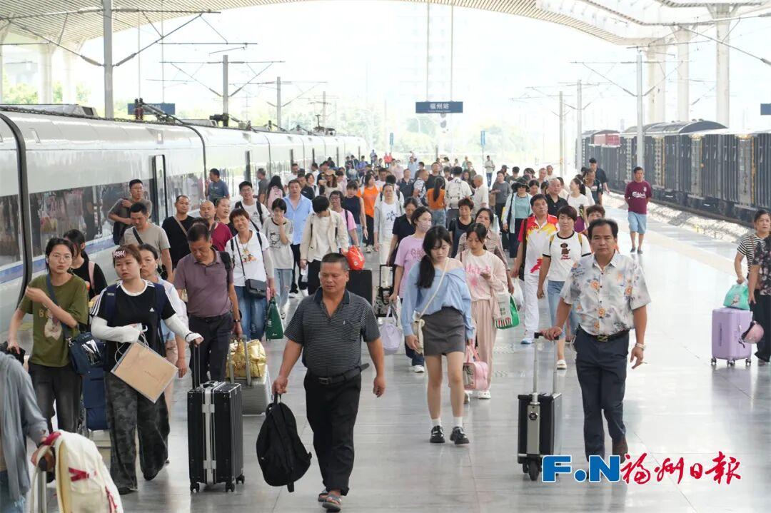 双节同庆,文旅大餐实力圈粉!致敬坚守,建设一线马不停蹄! 双节同庆,文旅大餐实力圈粉!致敬坚守,建设一线马不停蹄!