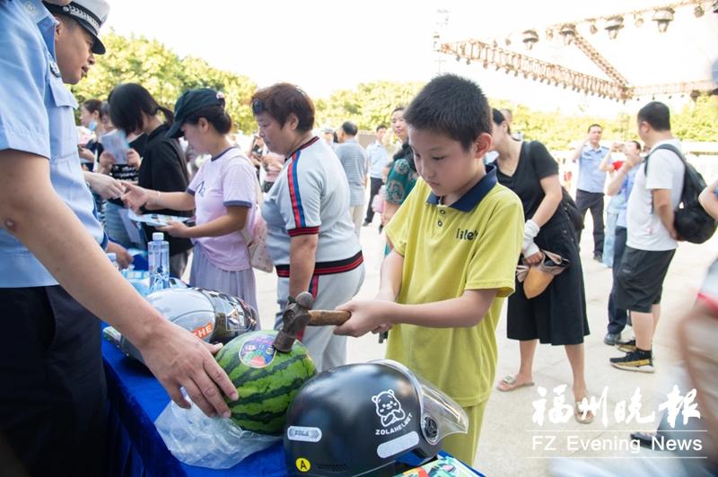 福州：交通安全宣讲进乡村