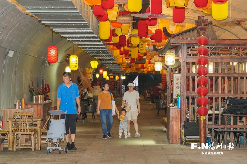 福州创新利用防空洞打造独特城市休闲空间