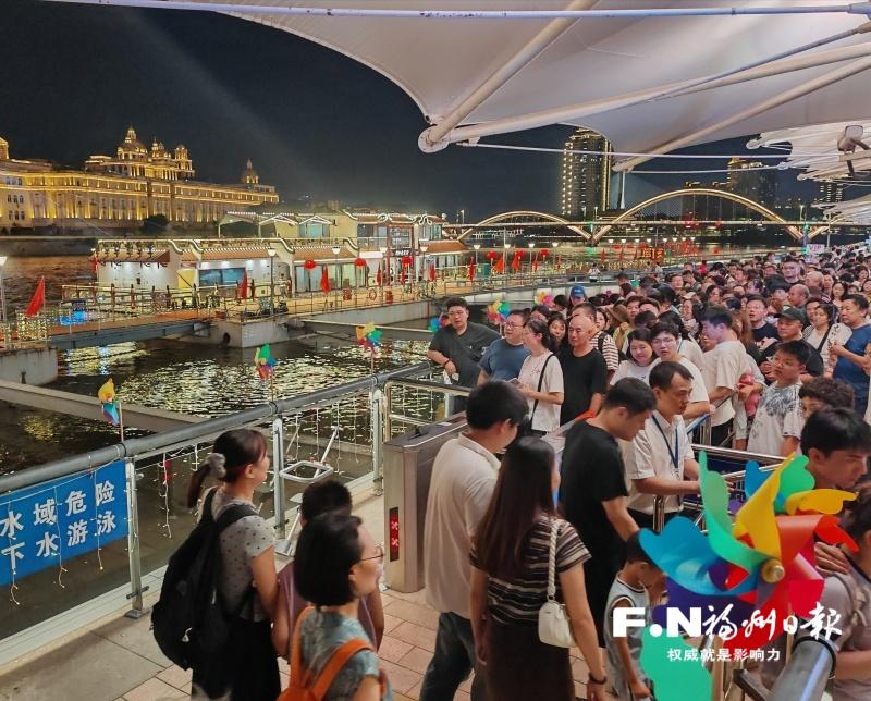 闽江游火爆出圈