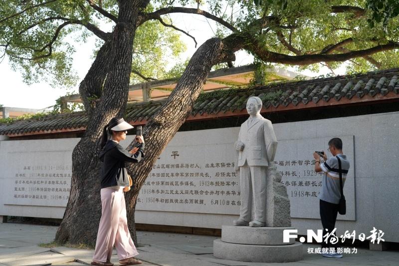 《沉默的荣耀》央视热播 郑立任该剧史实顾问