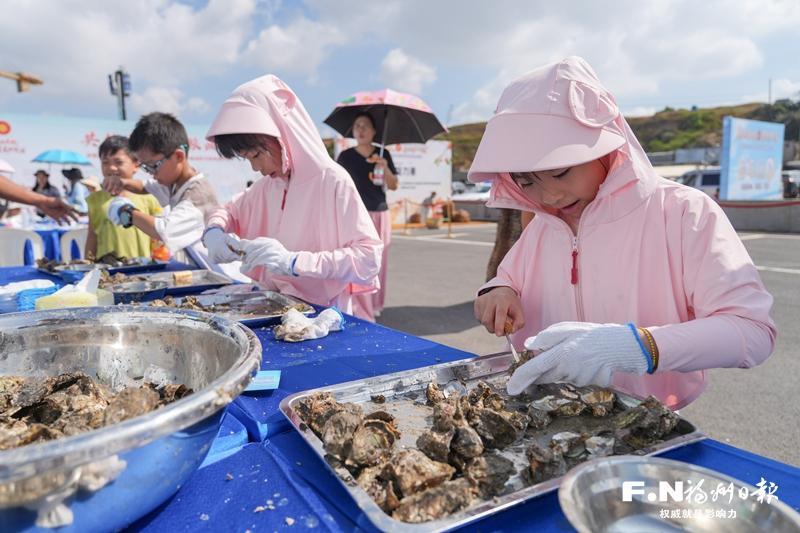 2025年福清农民丰收节举行 市民游客庆丰收赏丰景品丰宴