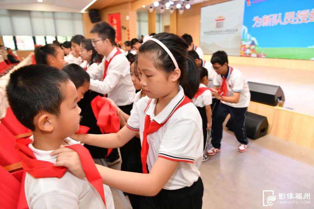 强国复兴有我 争当新时代好少年