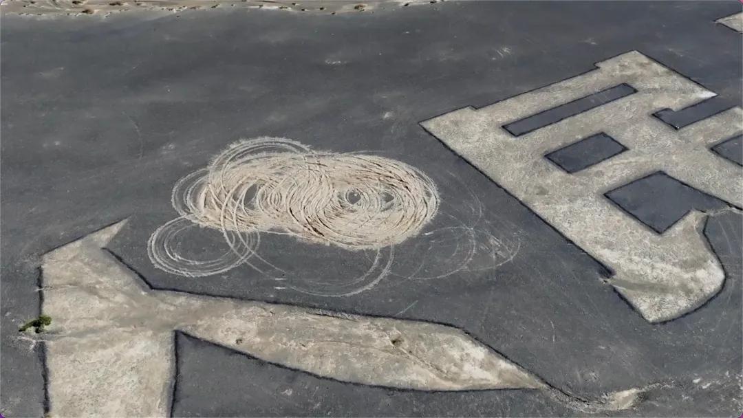 为修复这几个大字，他动用了一颗在轨卫星……