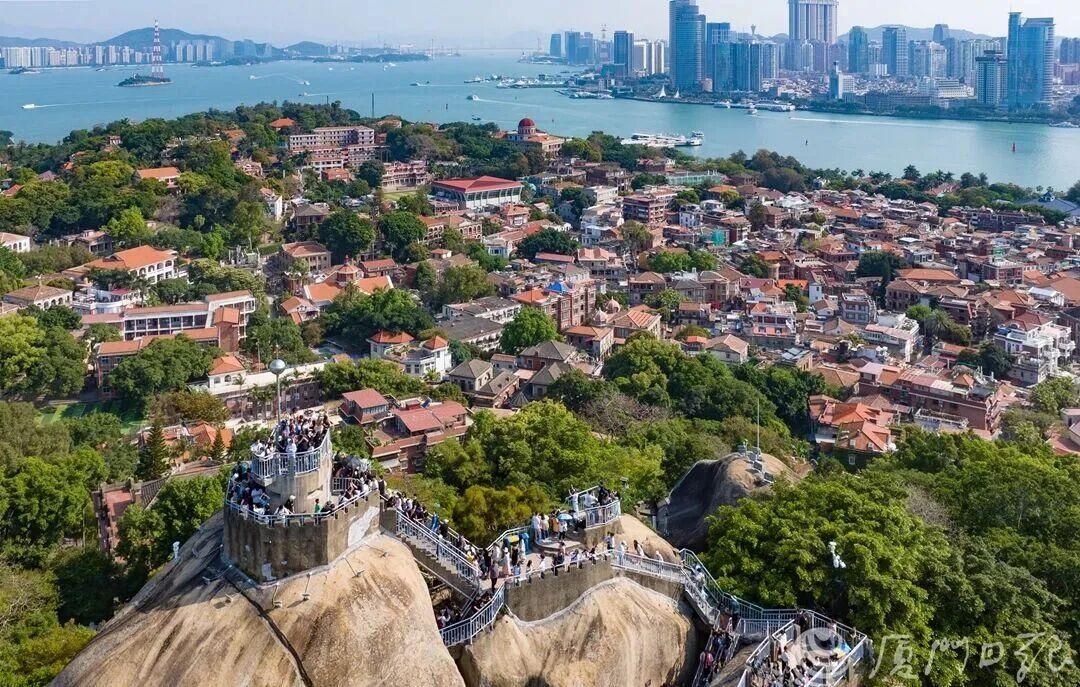 奋勇争先这一年：锐意奋进的厦门