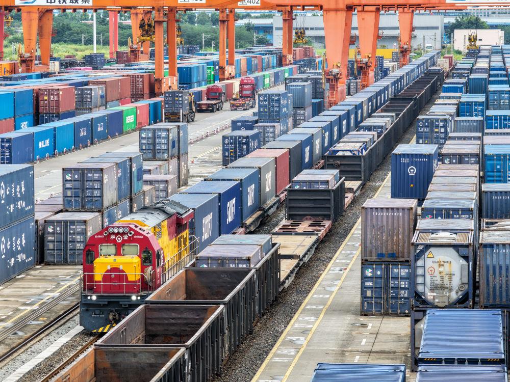 深刻揭示新时代发展规律——习近平经济思想引领新时代经济工作述评之二