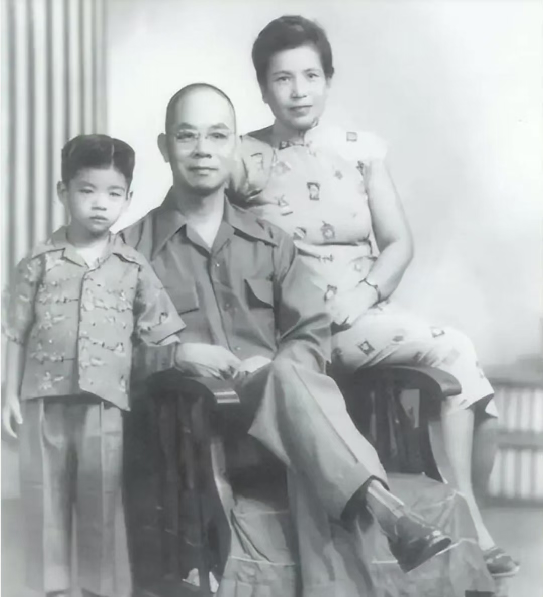 “吴石将军，您的名字有人知晓！”