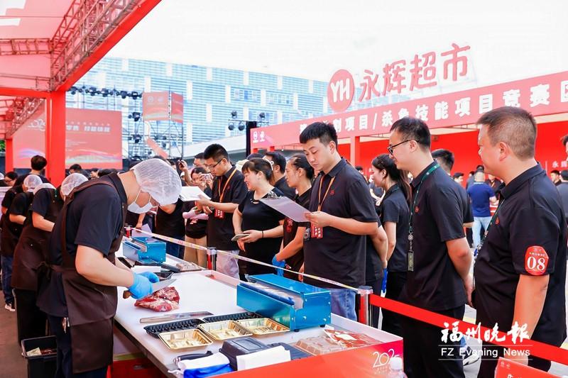 永辉超市工匠学院实训基地挂牌 打造零售业人才培养新高地