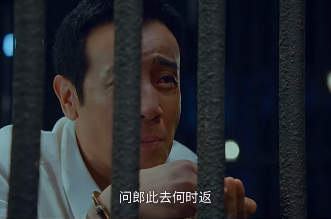 周深福州话朗诵《月光光》，福州地铁站藏着同款泪点