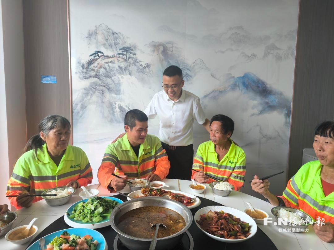 “闽侯好人”的环卫工食堂