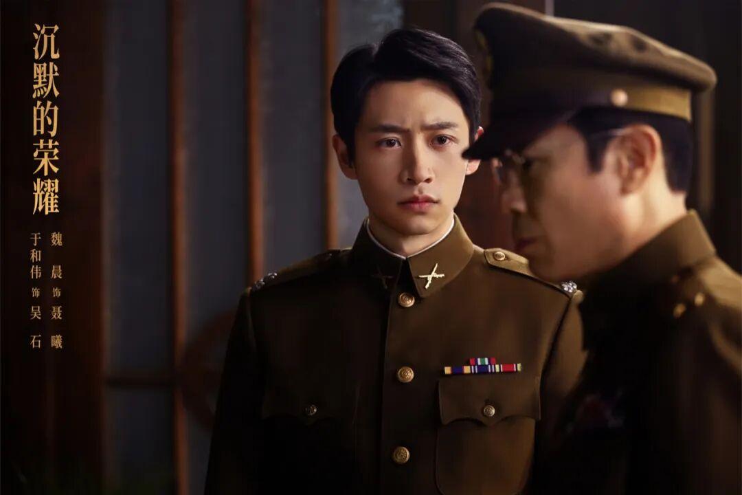 福州三人组雕像，吴石将军身边的俩人是谁？