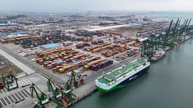 2025年整车出口破万辆 福州港“经贸枢纽”能级持续跃升